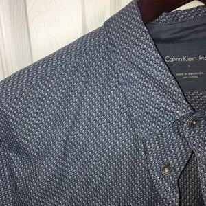 Calvin Klein Shirts - CALVIN KLEIN L Button Casual Short Sleeve Shirt Calvin Klein Shirts - CALVIN KLEIN L Button Casual Short Sleeve Shirt